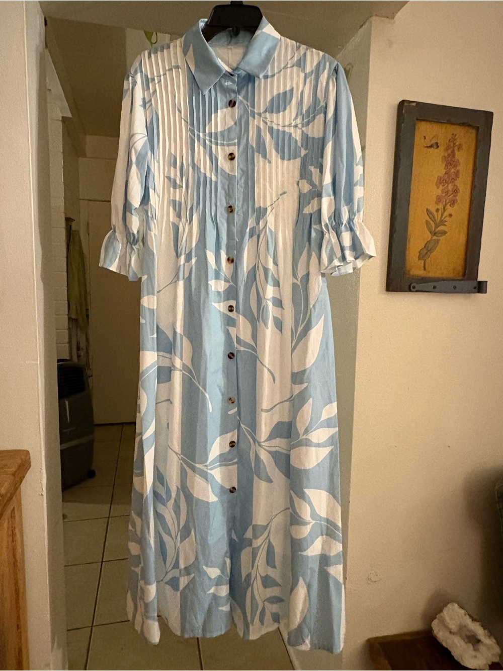 Jennifer and John, Blue and white Floral Button-Front ..